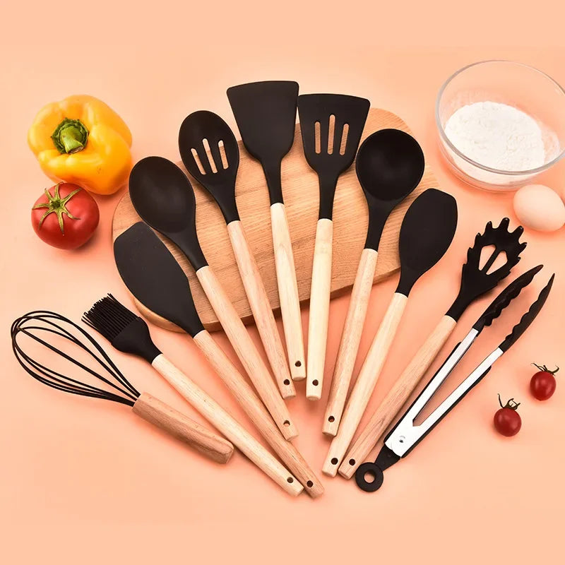 Silikonski kuhinjski set od 12 komada